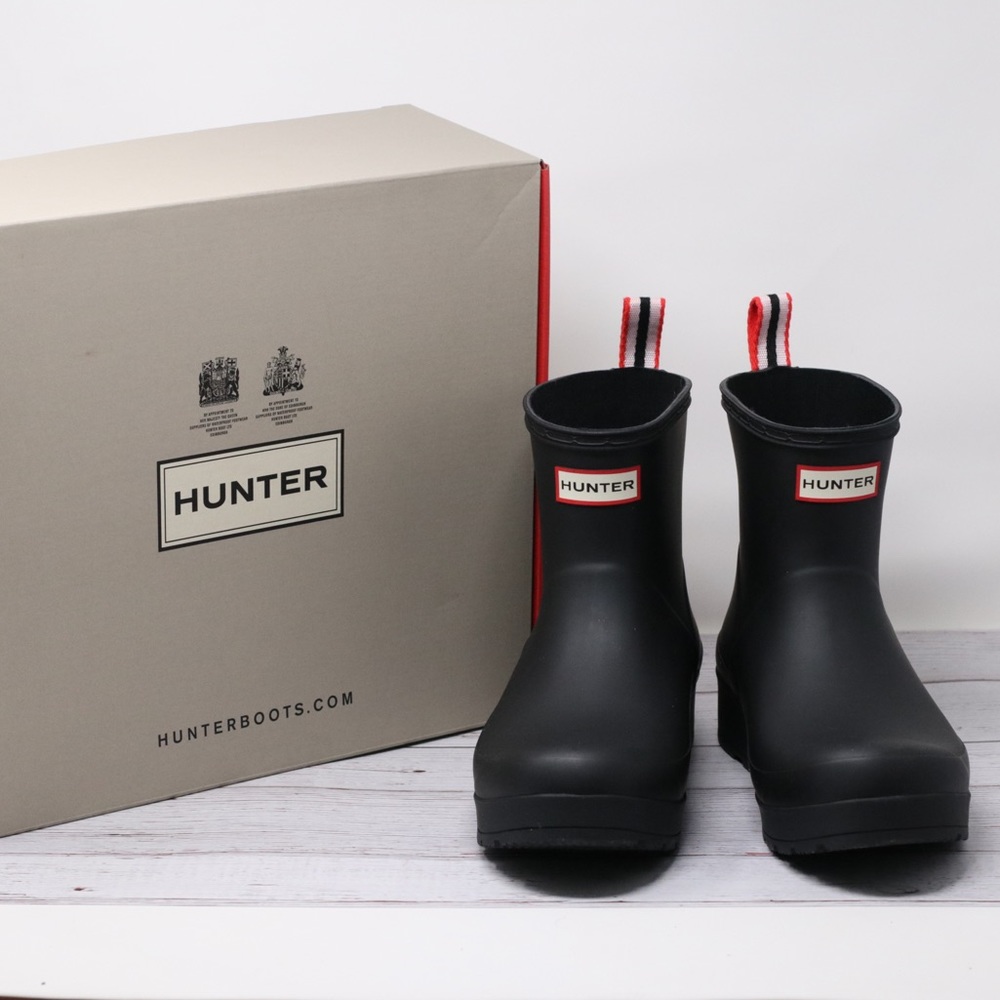 NIB women’s Original Play short Hunter Ankle boots